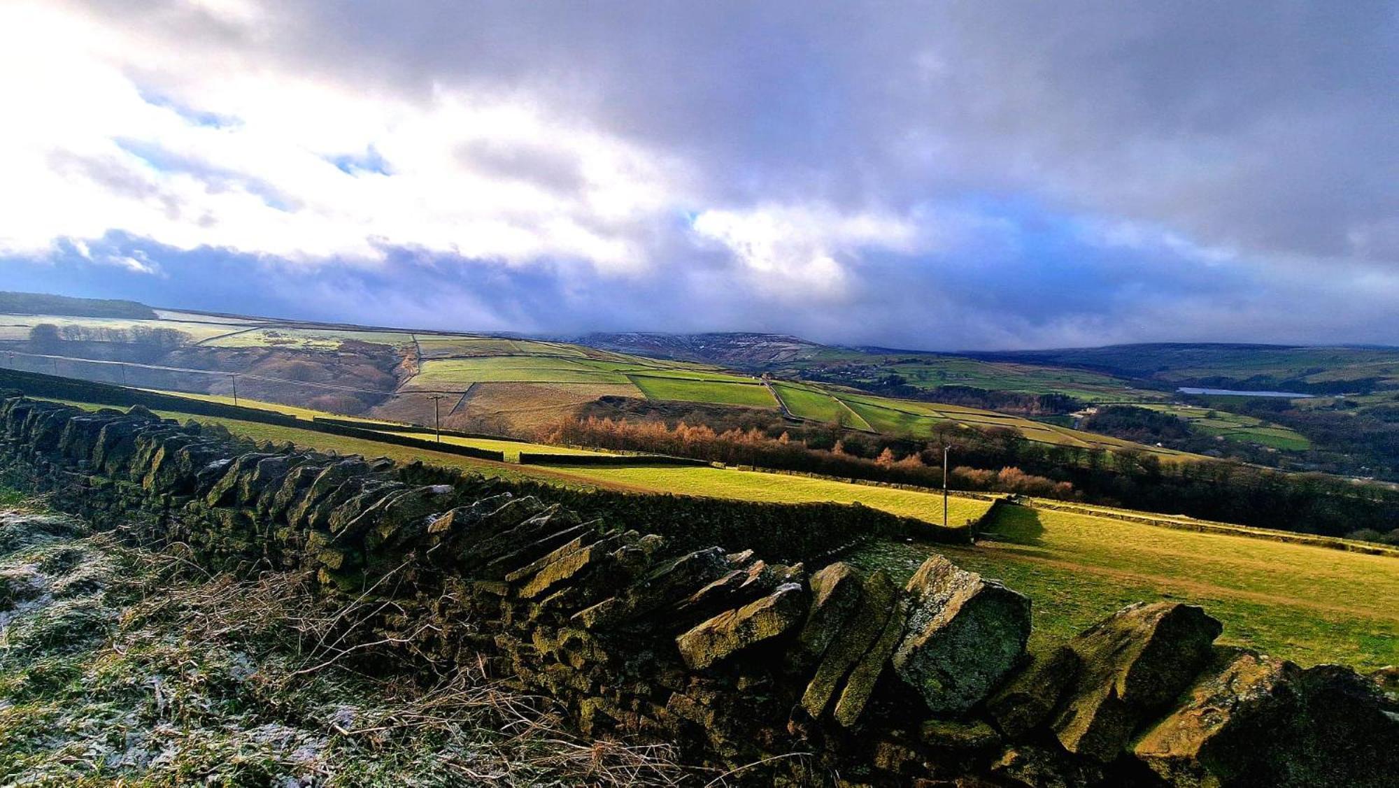 The Old Wash Kitchen - Charming Character Cottage In Holmfirth, Yorkshire Exterior photo